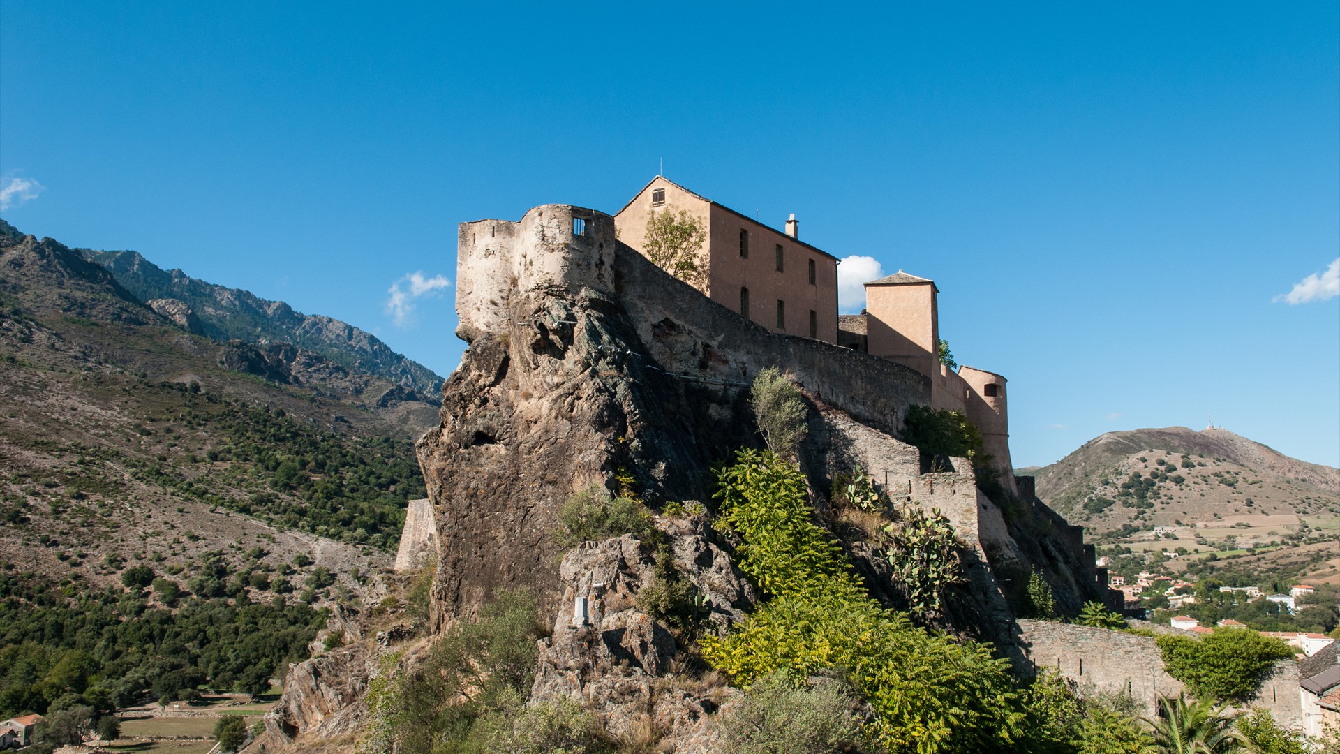 La_Citadelle_in_Corte,_Corsica_(8132728153)